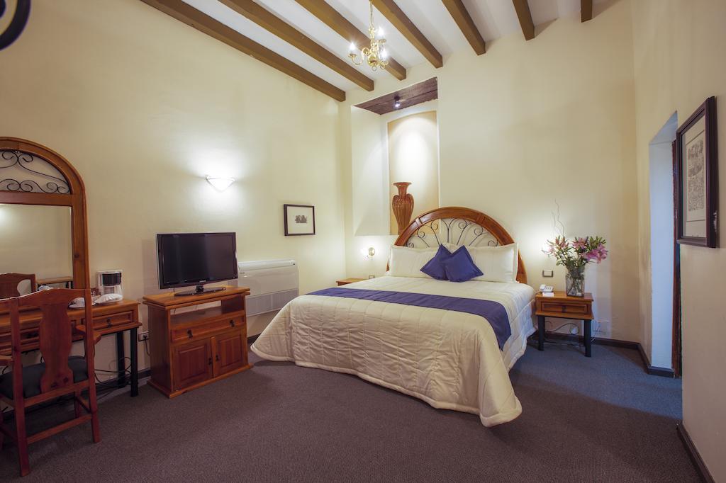 Standard King Room